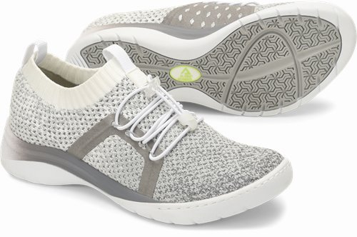 torri slip resistant athletic shoes