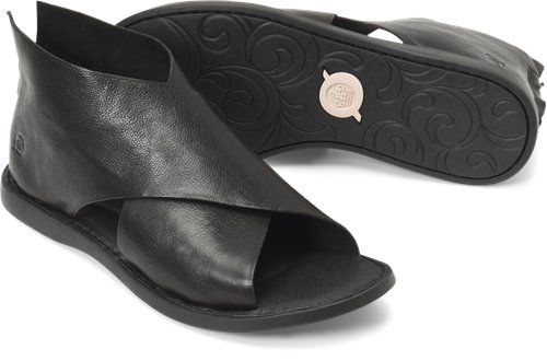 born black leather sandals