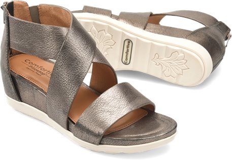 comfortiva sandals for women