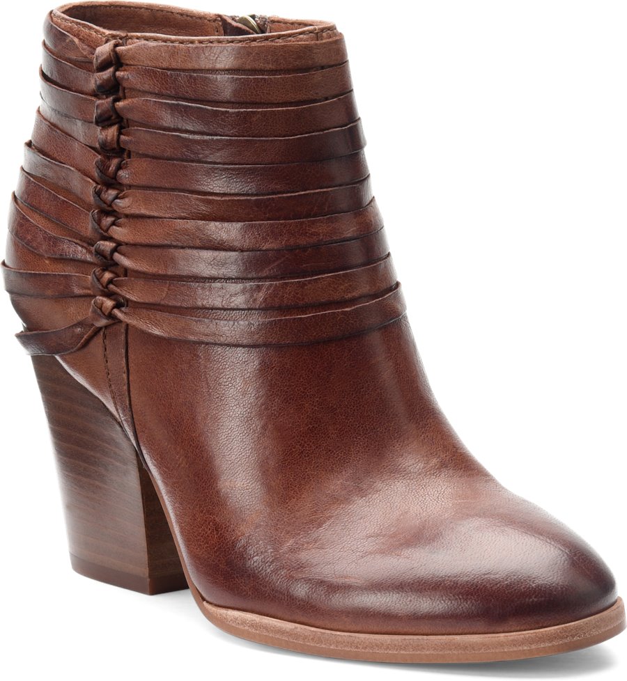 Isola Shoes - Isola Lander Women's Shoes in Caffe Brown color. - #isolashoes #brownshoes