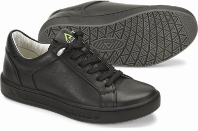 Align™ Harper shoes shown in Black