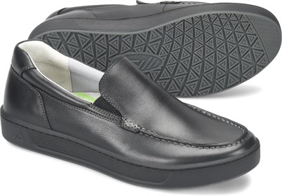 Mens Align™ Trayton shoes shown in Black