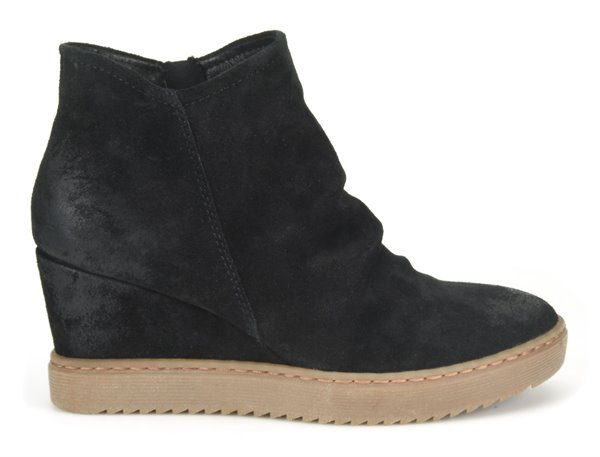 sofft wedge boots