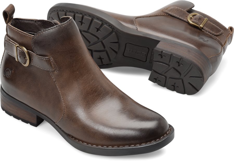 Born Shoes - Born Timms Women's Shoes in Brown color. - #bornshoes #brownshoes