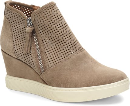 Light Taupe Suede Sofft Bellview