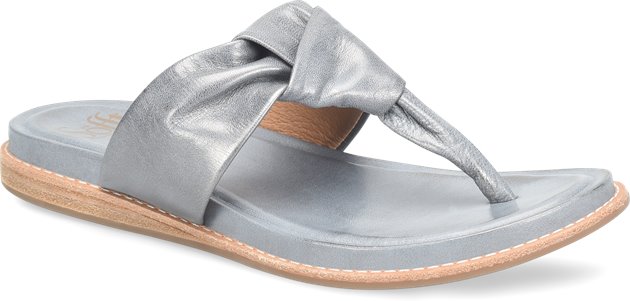 Sofft flip sale flops